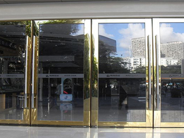 防砸玻璃的发展史